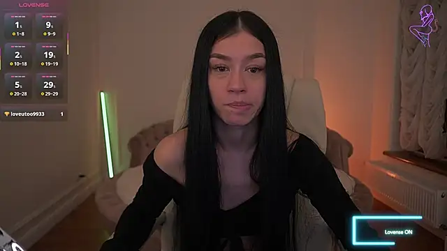 FataleNellie online show from 04.17.26