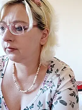 VikaKing online show from 11.07.25