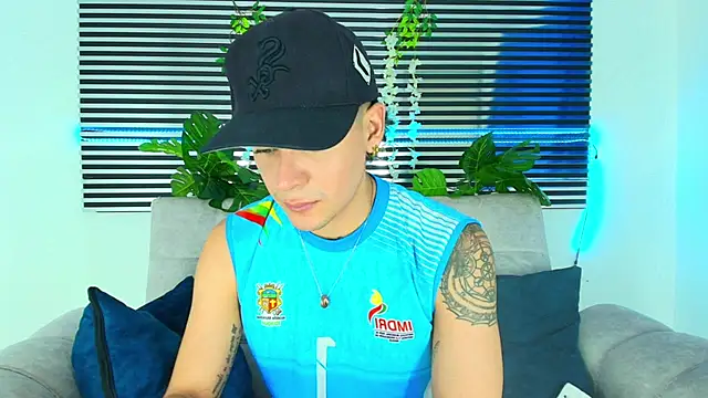 Snapshot of CamiiGuzmanX chatting on 02.10.26 CamiiGuzmanX online show from 02.10.26