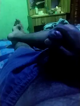 Snapshot of Girls_pussy_rider chatting on 11.09.25 Girls pussy rider online show from 11.09.25