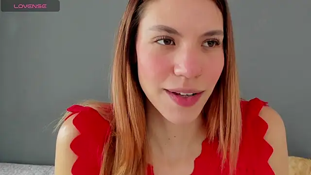 Snapshot of AntonellaaRossii chatting on 09.26.25 AntonellaaRossii online show from 09.26.25