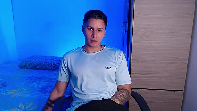 valentinosex1 online show from 11.09.25