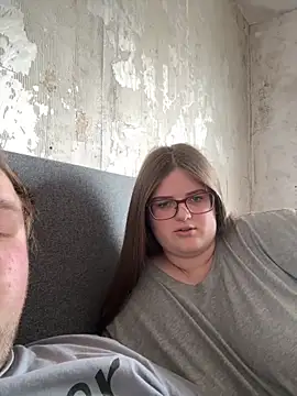 Snapshot of CurvyPaar2 chatting on 02.19.26 CurvyPaar2 online show from 02.19.26