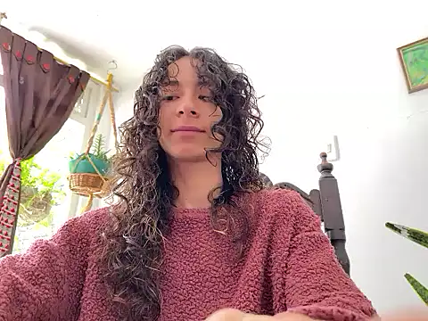 Snapshot of camille_delrey chatting on 11.05.25 camille delrey online show from 11.05.25