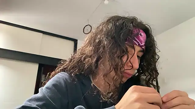 Snapshot of camille_delrey chatting on 11.27.25 camille delrey online show from 11.27.25