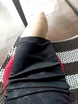 meomeocute online show from 10.31.25