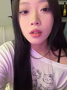 tuzi5201314 online show from 12.02.25