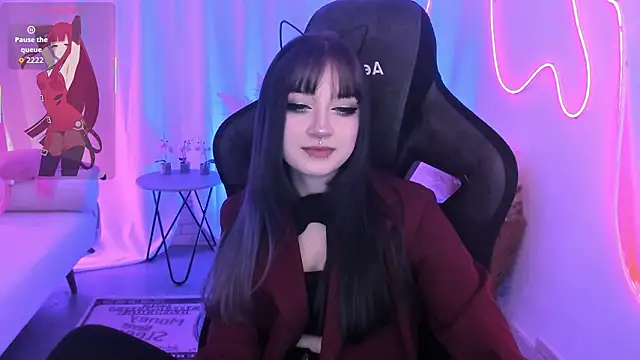 LiliLuna online show from 02.07.26