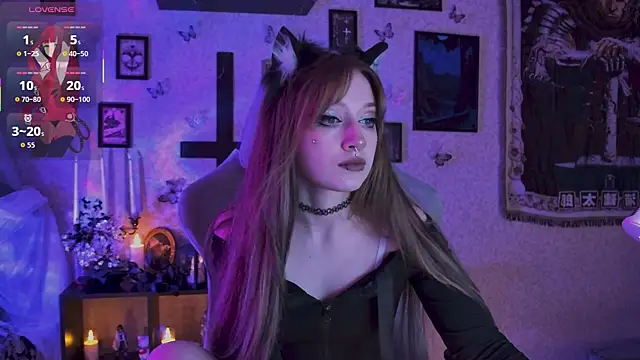 LiliLuna online show from 07.04.26