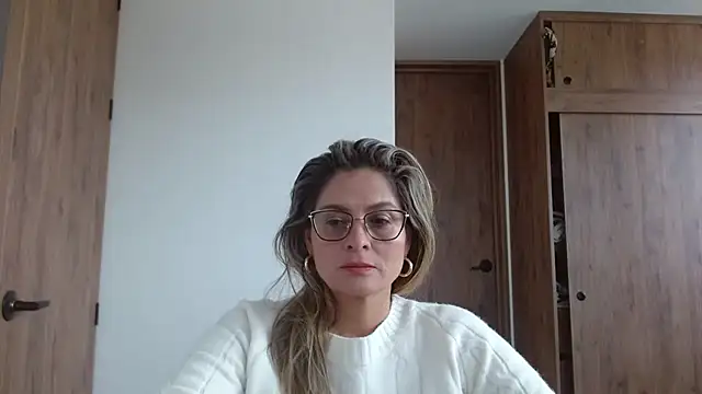 linda-mature43 online show from 11.05.25