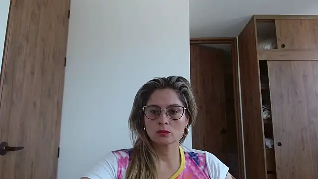 linda-mature43 online show from 11.07.25