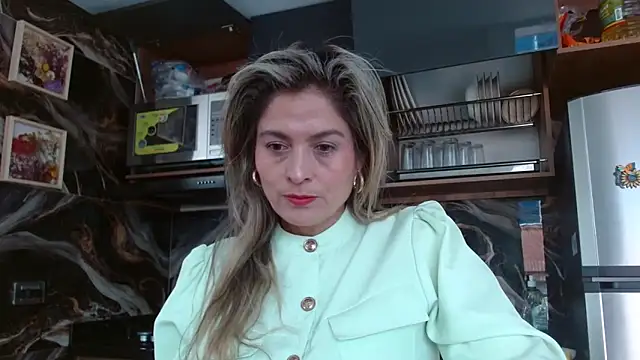 linda-mature43 online show from 11.11.25