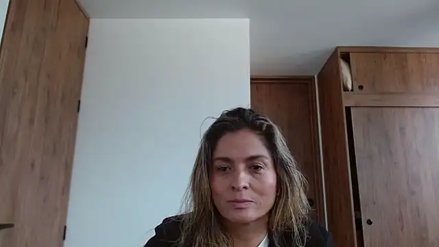 linda-mature43 online show from 11.18.25