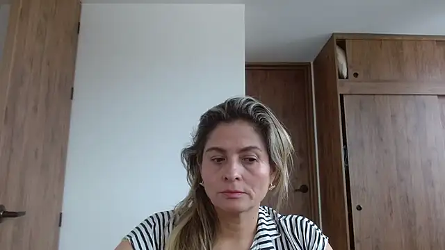 linda-mature43 online show from 11.20.25