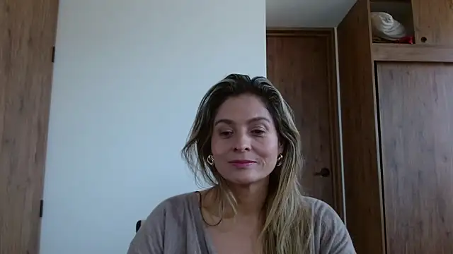 linda-mature43 online show from 11.29.25