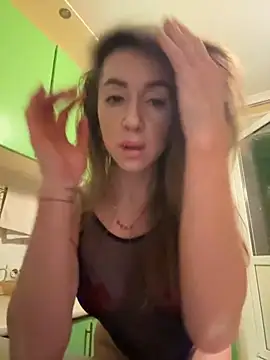 Snapshot of MarinaDiva11_74 chatting on 09.22.25 MarinaDiva11 74 online show from 09.22.25
