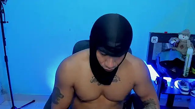 Snapshot of zeus_7777 chatting on 04.17.26 zeus 7777 online show from 04.17.26
