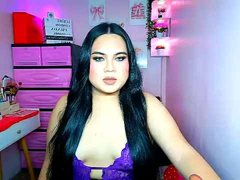 Snapshot of YourThicc_bella chatting on 07.11.26 YourThicc bella online show from 07.11.26
