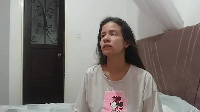 nathaly jones  online show from 03.30.26