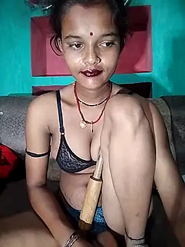 Snapshot of Maya_bhoji chatting on 10.16.25 Maya bhoji online show from 10.16.25