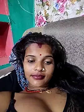 Snapshot of Maya_bhoji chatting on 11.20.25 Maya bhoji online show from 11.20.25