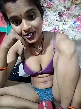 Snapshot of Maya_bhoji chatting on 12.14.25 Maya bhoji online show from 12.14.25
