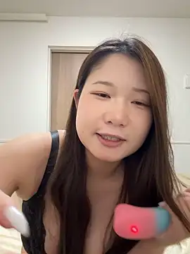  YUNOo0  online show from 12.17.25