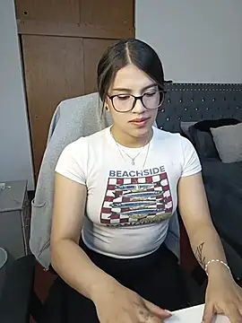 asumi 18 online show from 12.05.25