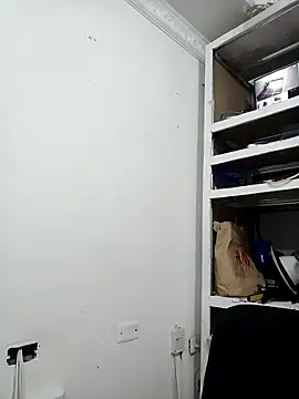 ashley moss online show from 09.08.25