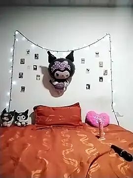 Snapshot of hanna_ross27 chatting on 10.08.25 hanna ross27 online show from 10.08.25