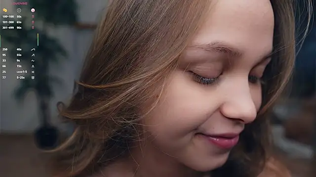 OdellaGillingham online show from 09.18.25