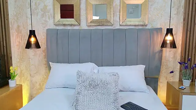 Snapshot of Tifany_boobsgb chatting on 02.06.26 Tifany boobsgb online show from 02.06.26