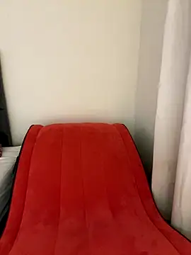 Snapshot of Rabroba89six chatting on 11.08.25 Rabroba89six online show from 11.08.25