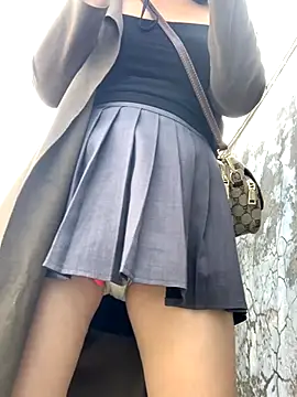 zhizhinaigai online show from 11.14.25