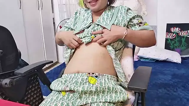 MichiLovely online show from 11.07.25