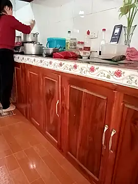 Sweet-Berry89 online show from 11.25.25