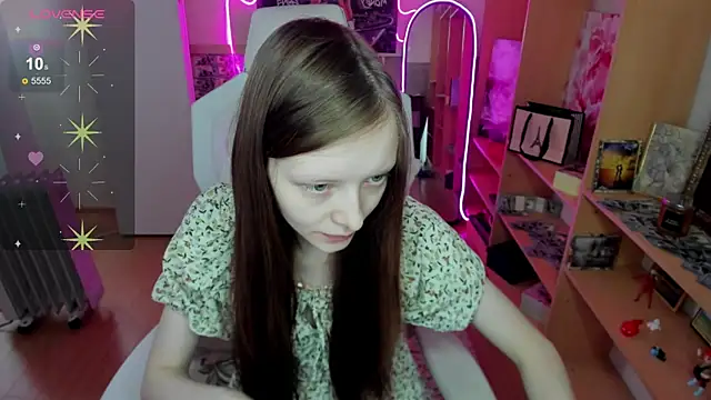 AliceHaris online show from 11.12.25