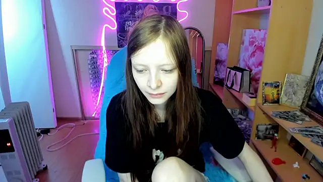 AliceHaris online show from 11.30.25