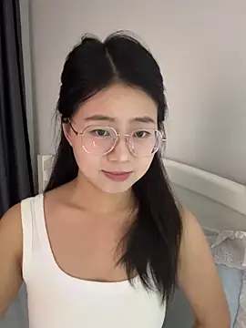 Ella-A9 online show from 09.26.25