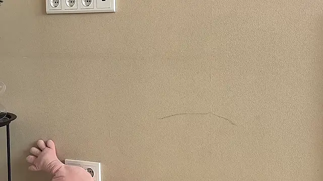 Snapshot of daniellia_ chatting on 11.23.25 daniellia online show from 11.23.25