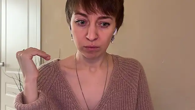 daniellia  online show from 01.12.26