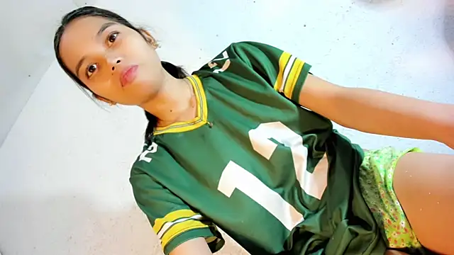 CUTIE GIRLSX online show from 06.16.26