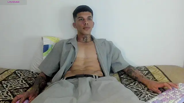 Savajelust online show from 04.11.26