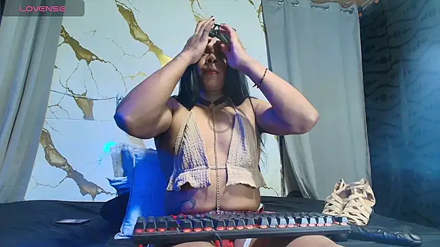 valeriafoxx3 online show from 03.17.26