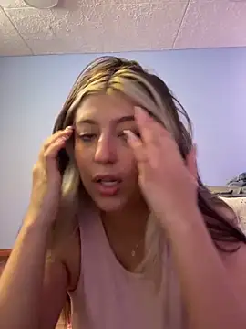 Bella  Lane online show from 12.17.25