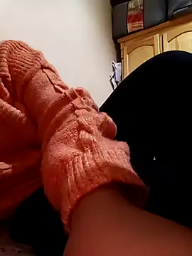 Mroma89six online show from 12.04.25