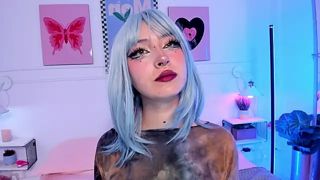 Zoe Lynch  online show from 01.18.26