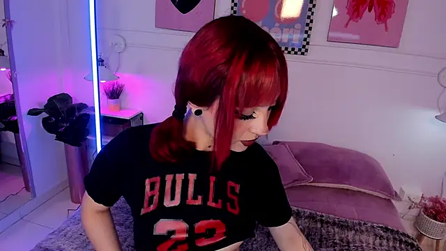 Zoe Lynch  online show from 02.09.26