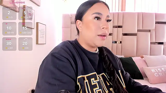 Zoey thompson online show from 11.26.25