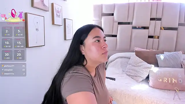 Snapshot of Zoey_thompson chatting on 02.17.26 Zoey thompson online show from 02.17.26